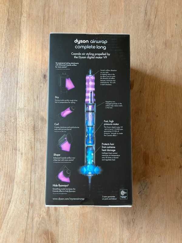 D-yson Airwra-p Multi-Styler Com-plete Long HS05