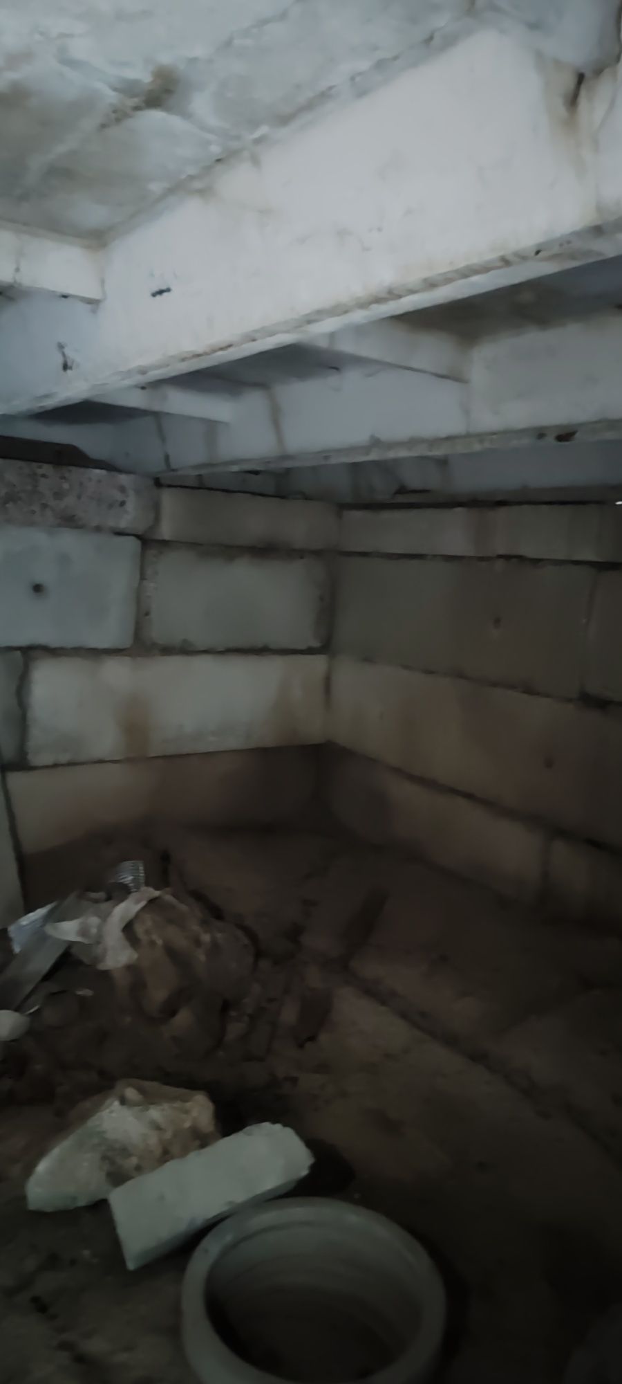 Продам фасадну ділянку з будинком в Корчаку