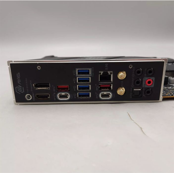 MSI Mag X670E Tomahawk WiFi
