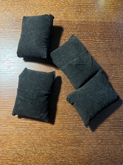 Poduszki na biżuterię