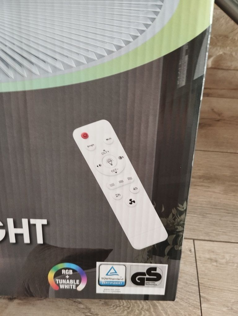 Lampa sufitowa z wentylatorem RGB z pilotem