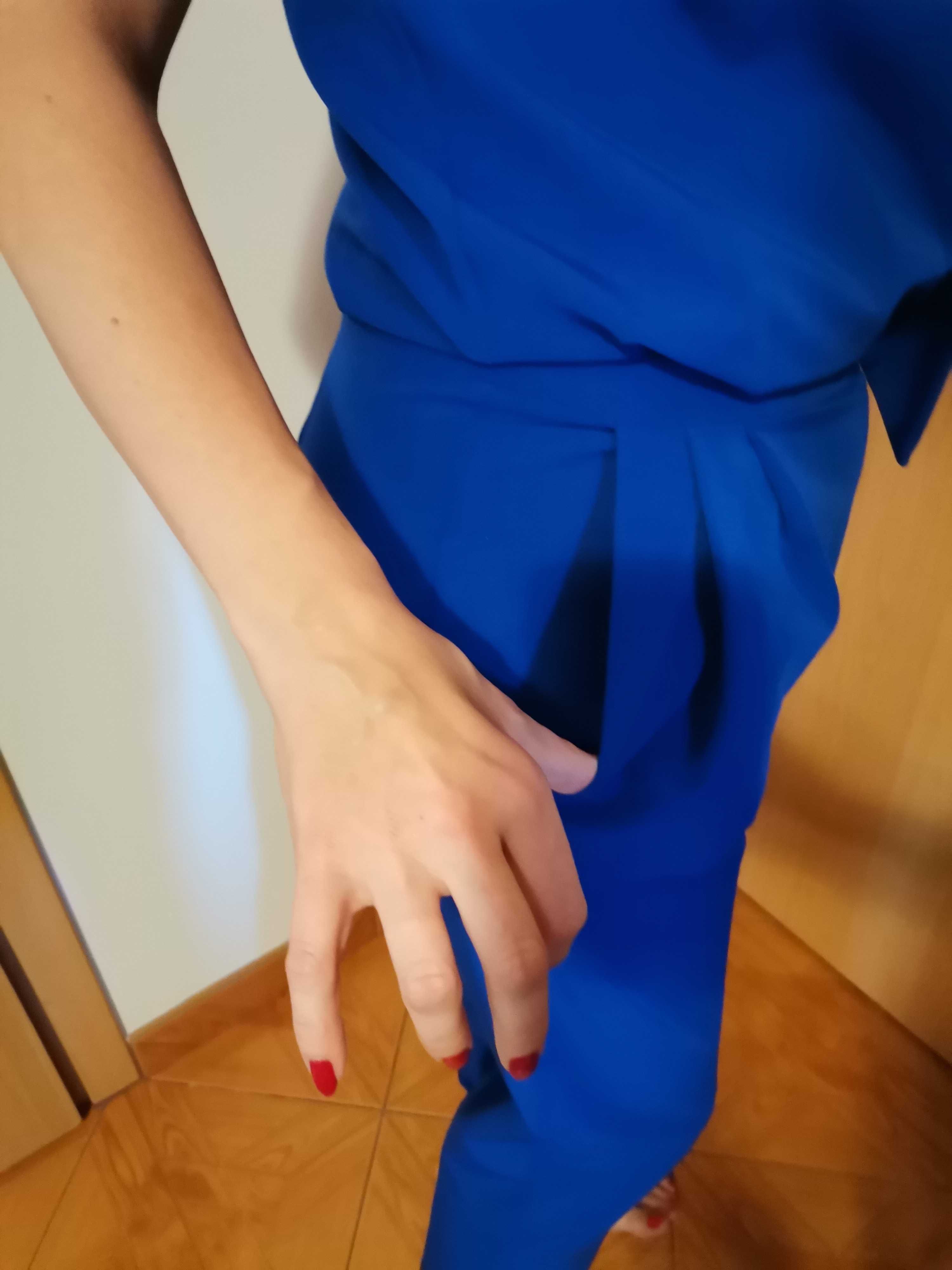 Kombinezon bez rękawów chaber niebieski r 42 XL MOE elegancki wesele