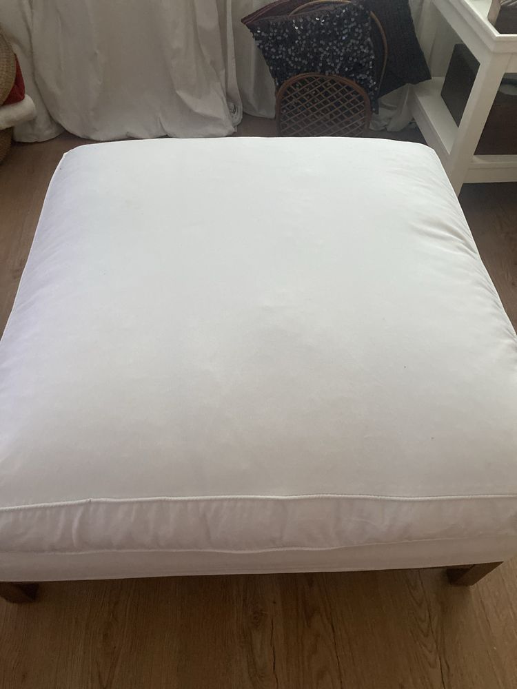 Sofa / puff central / base de pes para sofa