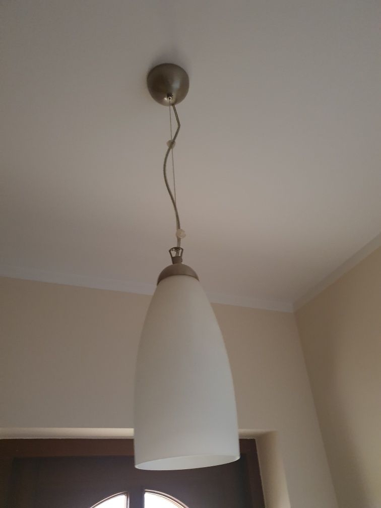 Lampa wisząca regulowana