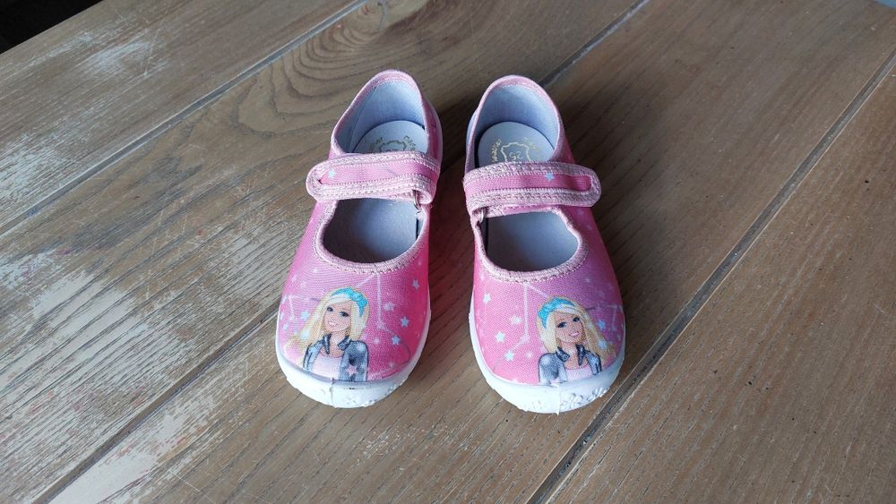 Kapcie raweks 25 barbie nowe