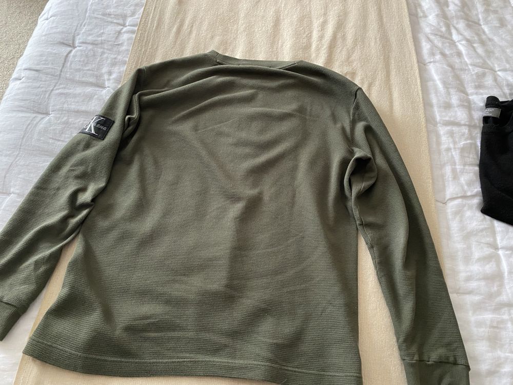 Sweatshirt Calvin Klein tamanho L