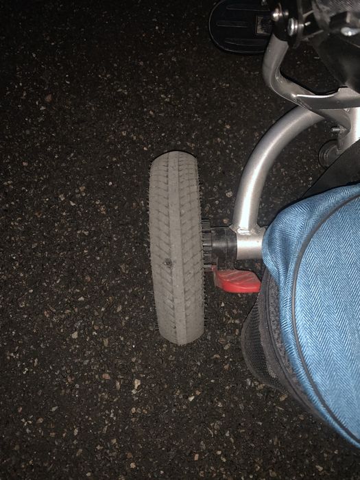 Дитячий триколісний велосипед