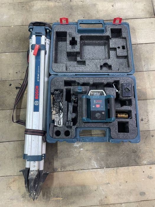 Лазерний Нівелір Bosch  GRL 400 H Set
