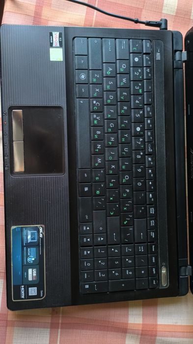 Ноутбук ASUS. Монитор 16 дюймов