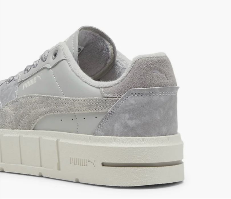 Кросовки женские ,новые в нежно сером цвете