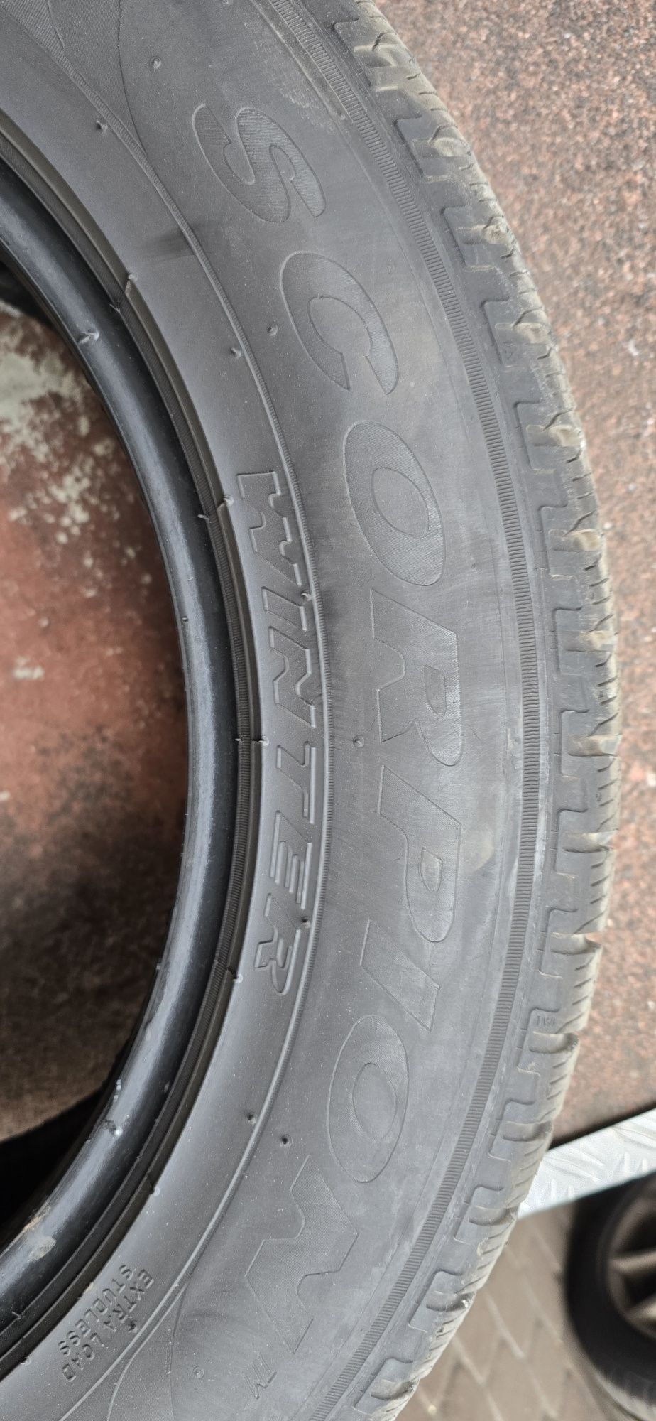 Sprzedam opony zimowe Pirelli scorpion 235/60/18