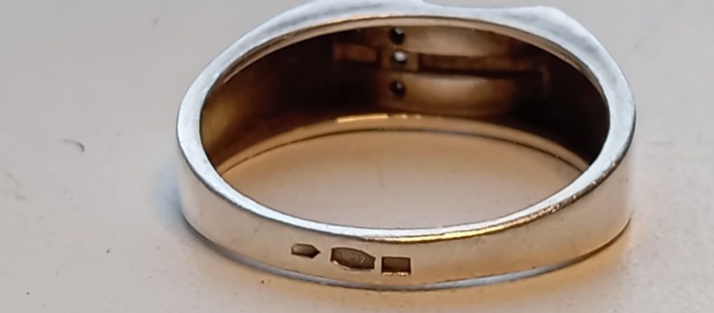 Серебряное кольцо печатка