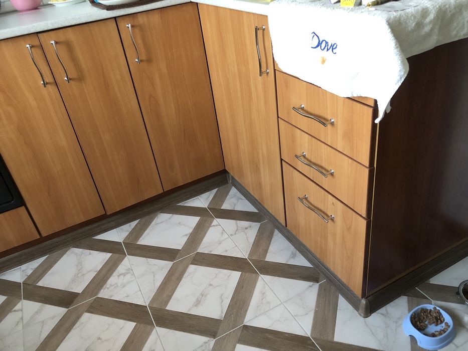 Продам мебель кухонную