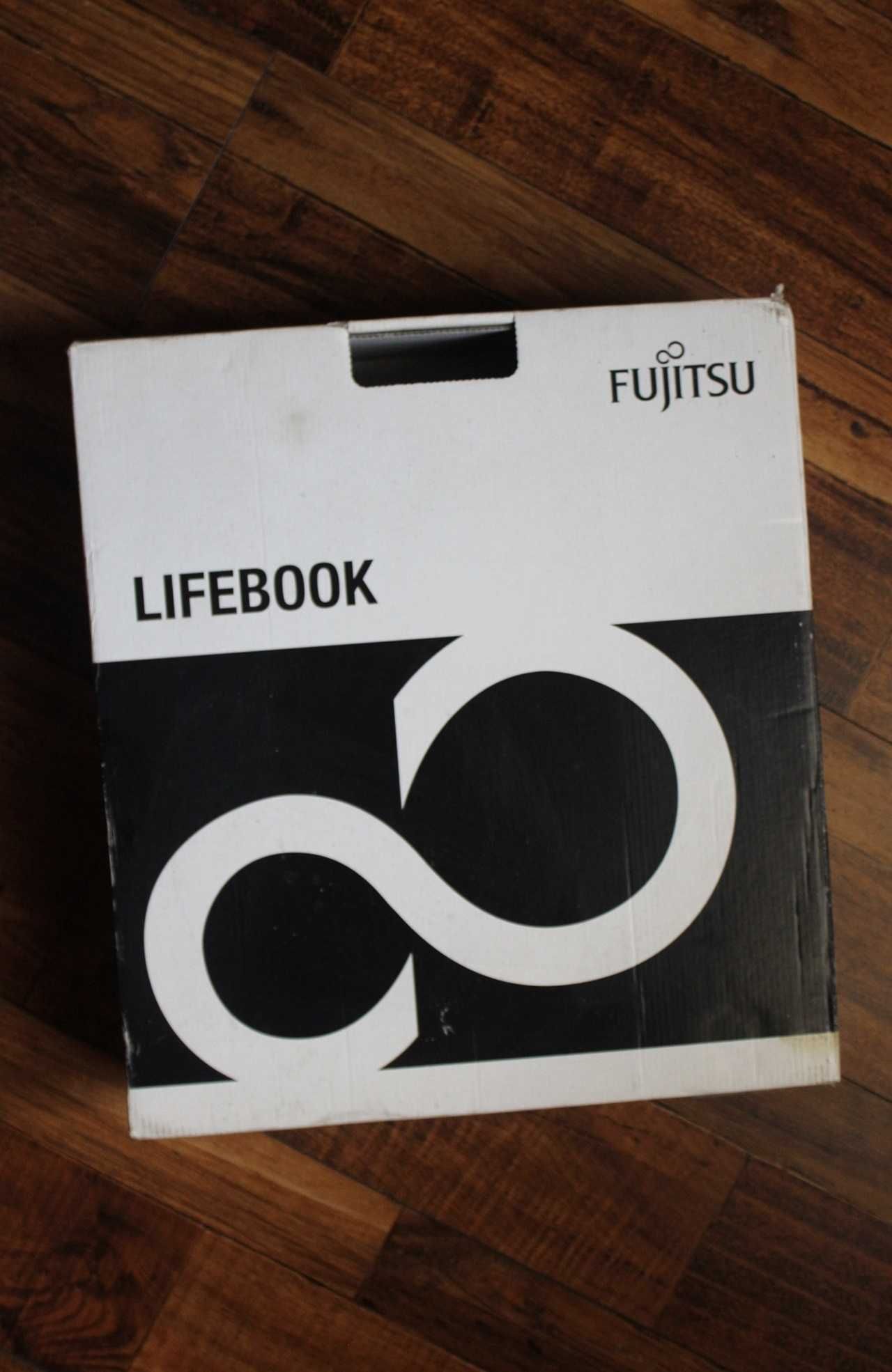 ноутбук Fujitsu A512 Intel Core i5-3380 2.9-3.6 GHz 1ТВ Windows 10 б/в