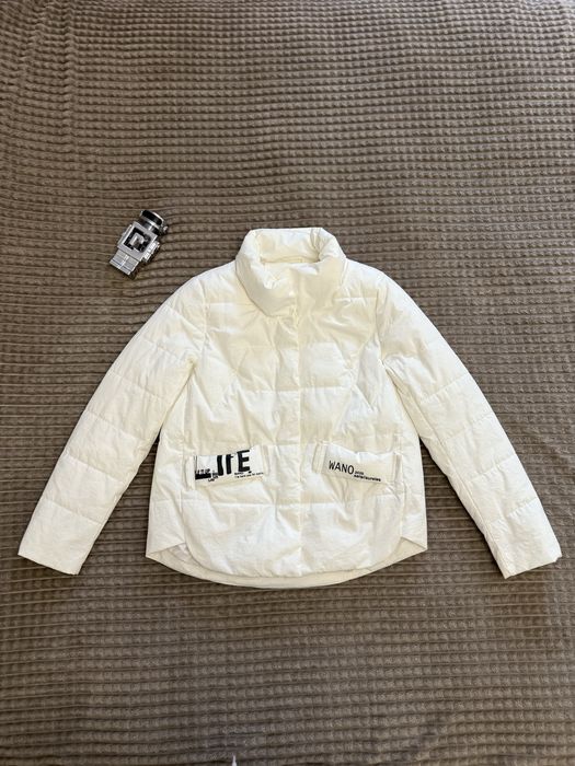 Жіноча біла куртка xs-s молочна осіння куртка