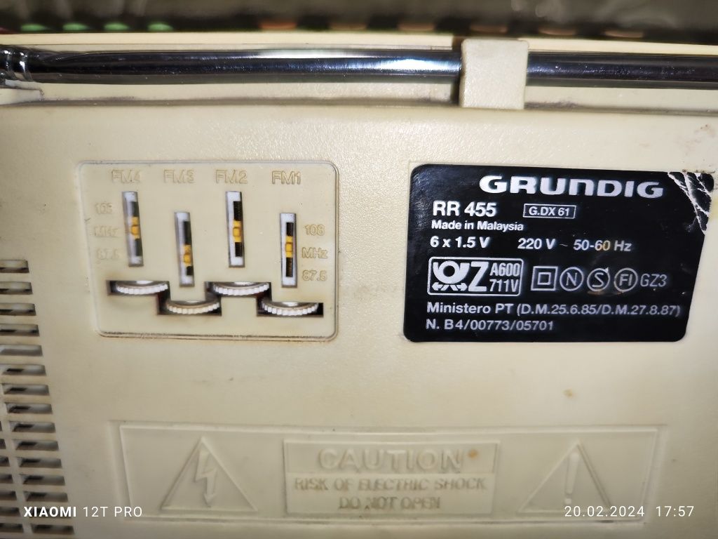 Продам магнитофон GRUNDIG rr455