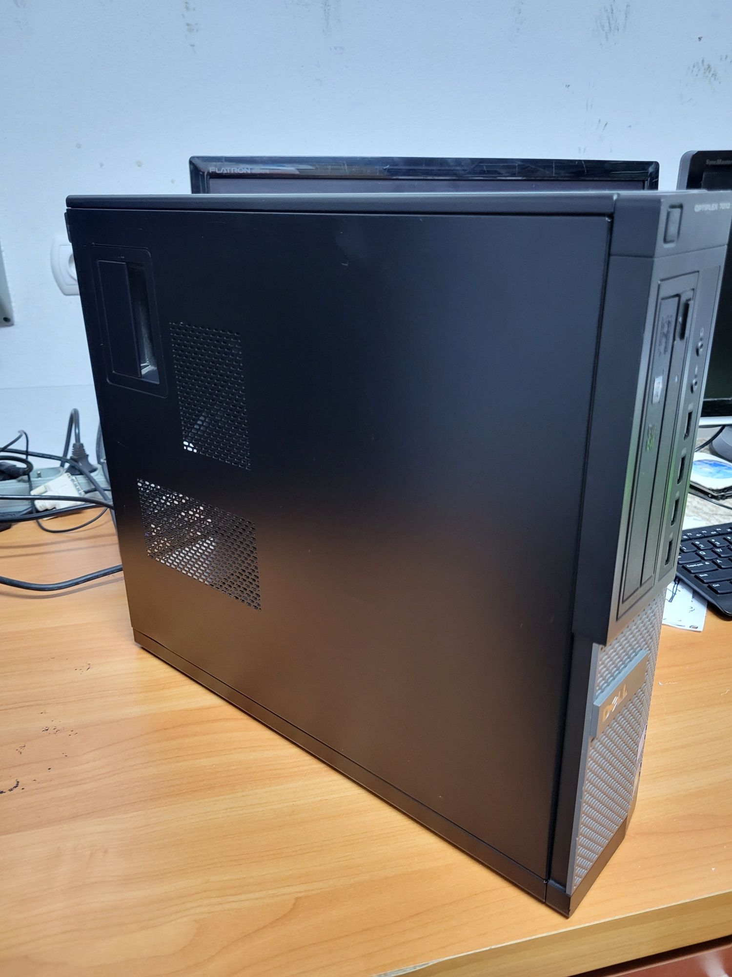 Komputer i3-3222, Win10, 8 GB Ram, ssd 128GB + hdd 250GB