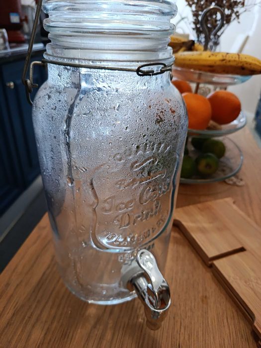 Dispensador em vidro ( para sumo, água)