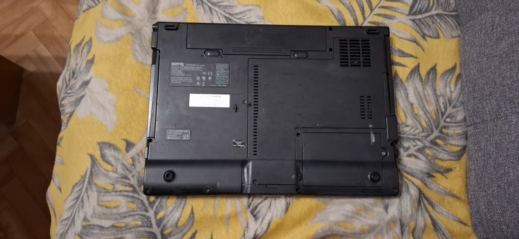 Laptop beno  joybook r55e