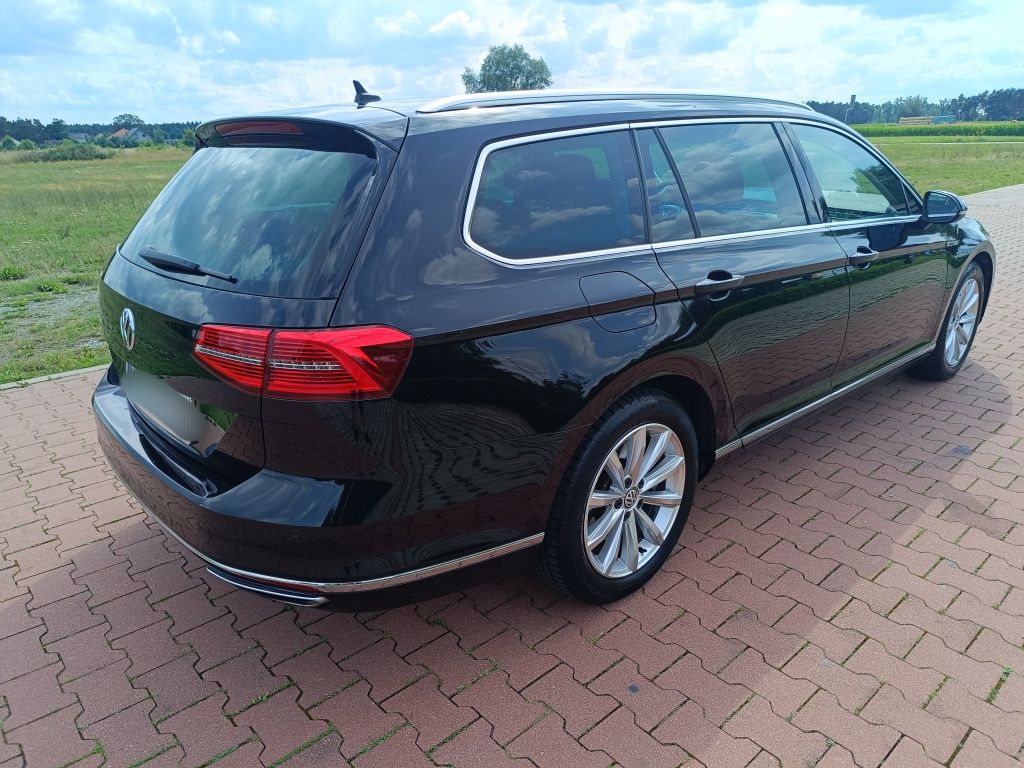Volkswagen Passat B8 Highline 2.0 TSI 280KM 4x4 DSG • 2018 • Virtual