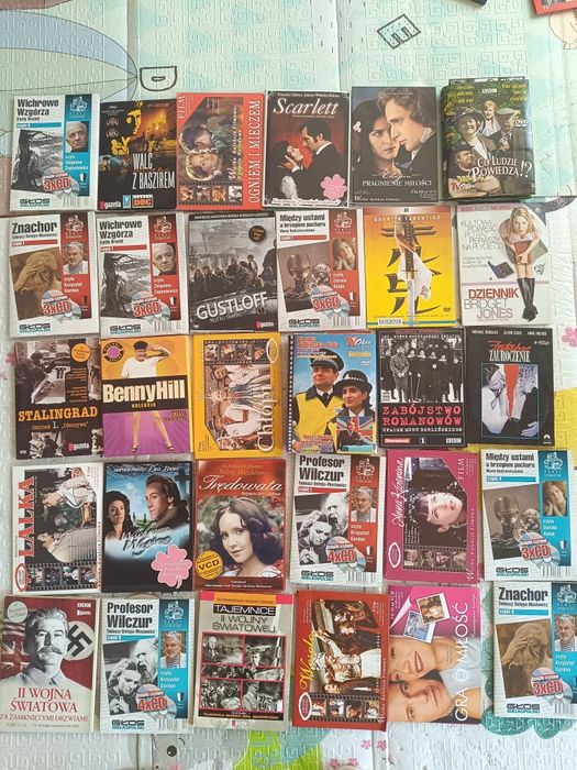 Płyty CD,łącznie ok 104 sztuk,serie filmow