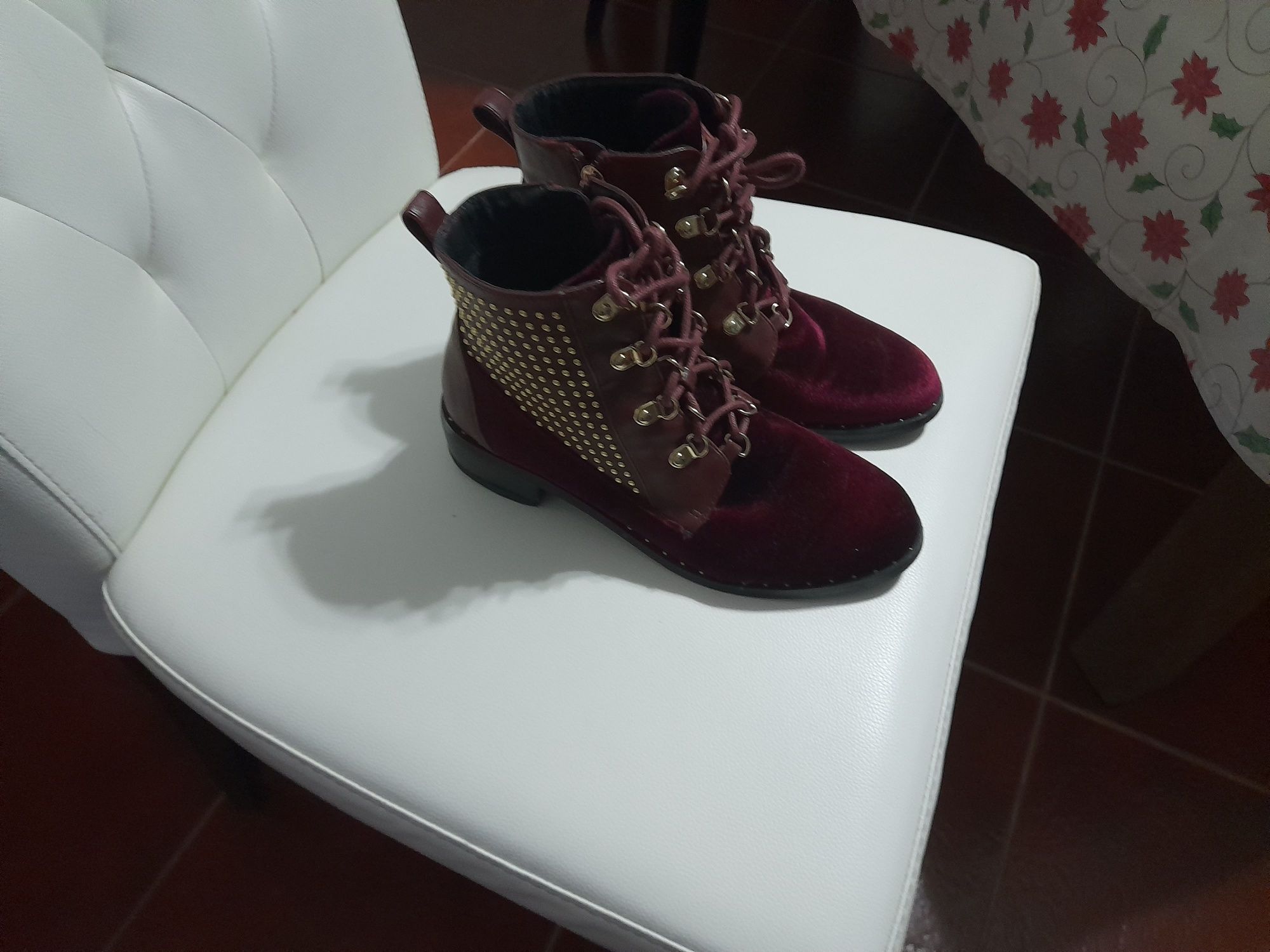 Botas vermelho escuro, 37