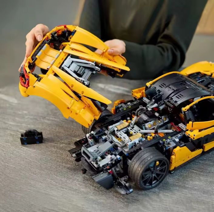 Конструктор LEGO Technic McLaren P1 (42172)
