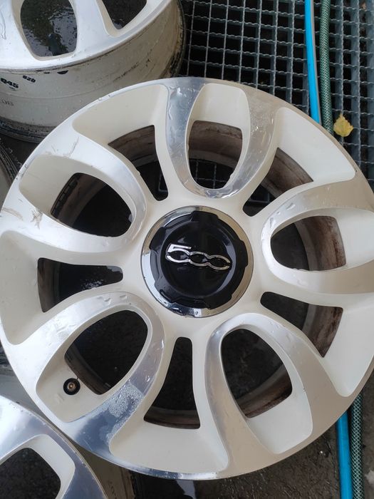 Fiat 500 L  17 cali 7Jx17h2 ET 41