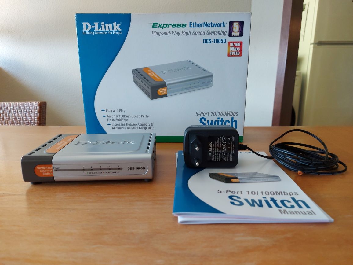Switch D-Link 5 portas 100Mbps como novo