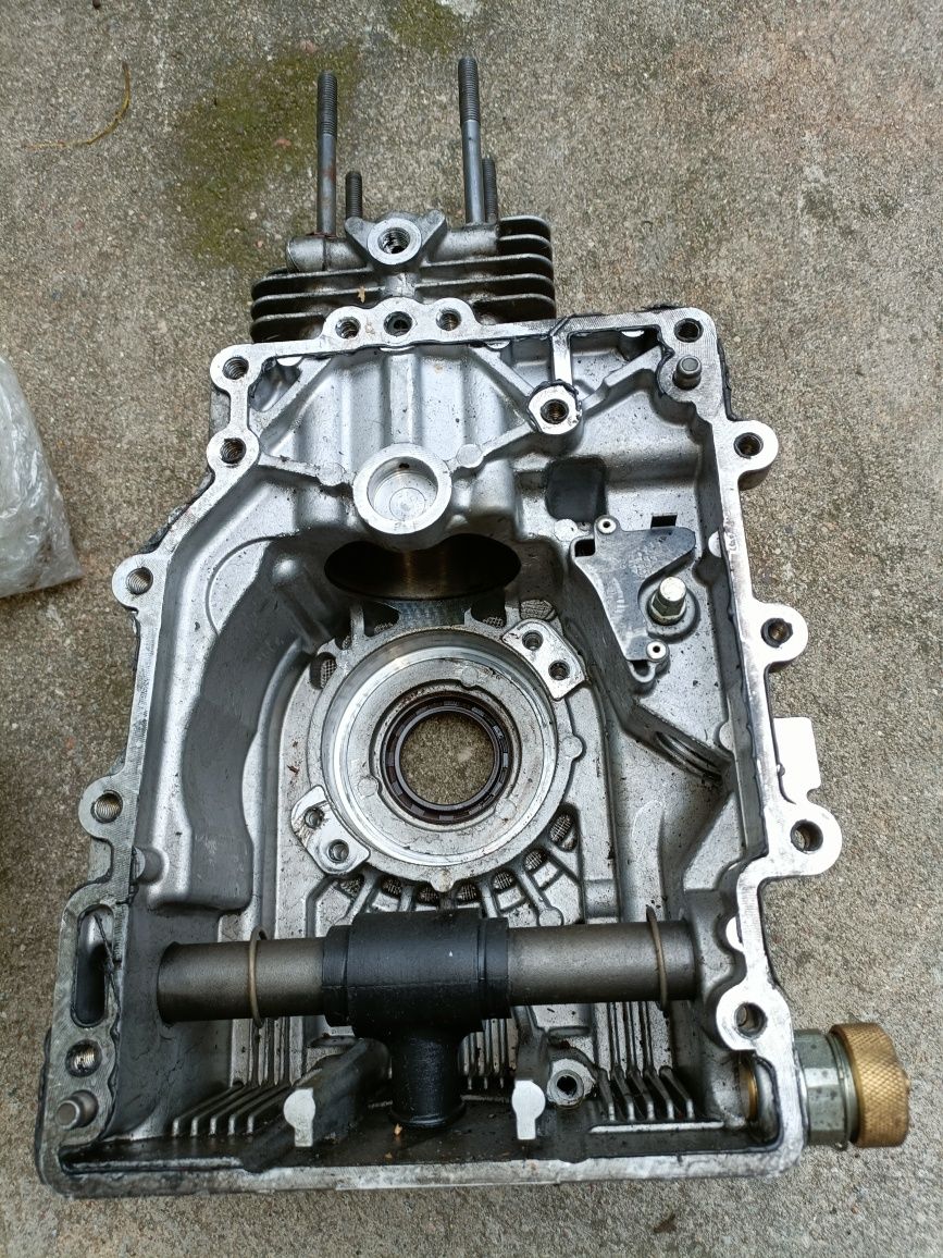 Hatz 1b20 silnik blok karter obudowa cylinder