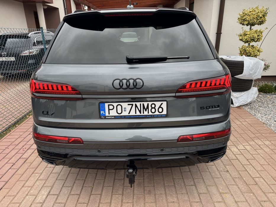 Audi Q7 50Tdi_Pneumatyka_Oś Skrętna_21 Koła_Panorama_Hak_Matrix_Salon!