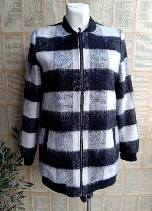 L biust 51x2 puchata kurtka stylowa czarno-biała kurtka bomber Shacket