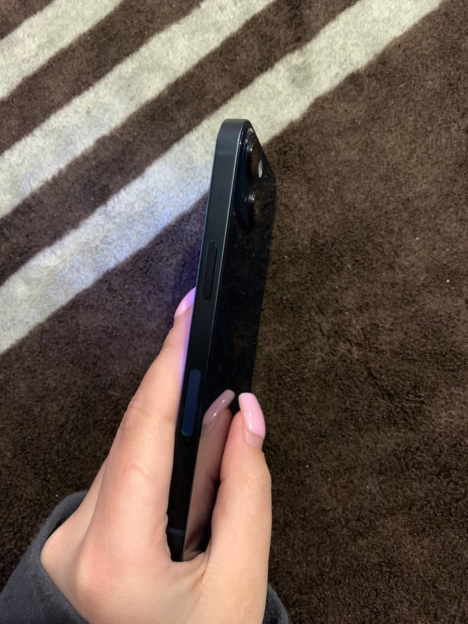 Телефон iPhone 13 128 гіг