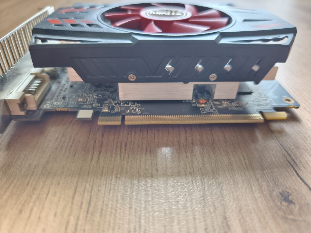 NINJA Radeon RX 550, 4 GB GDDR5, 128-bit /DP, DVI, HDMI.

RX 550 PCIE