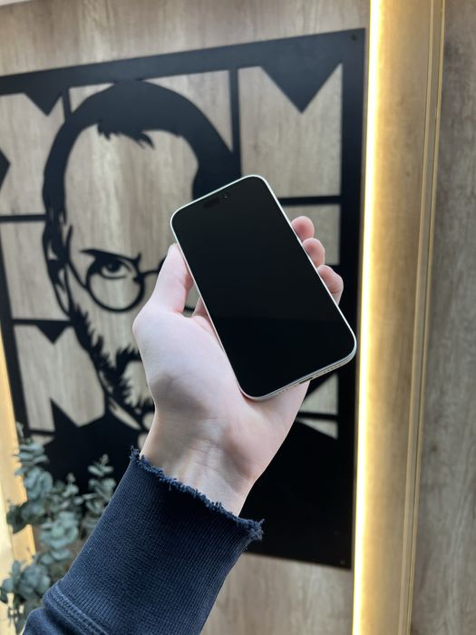 IPhone 16 128gb White Костюшка 5