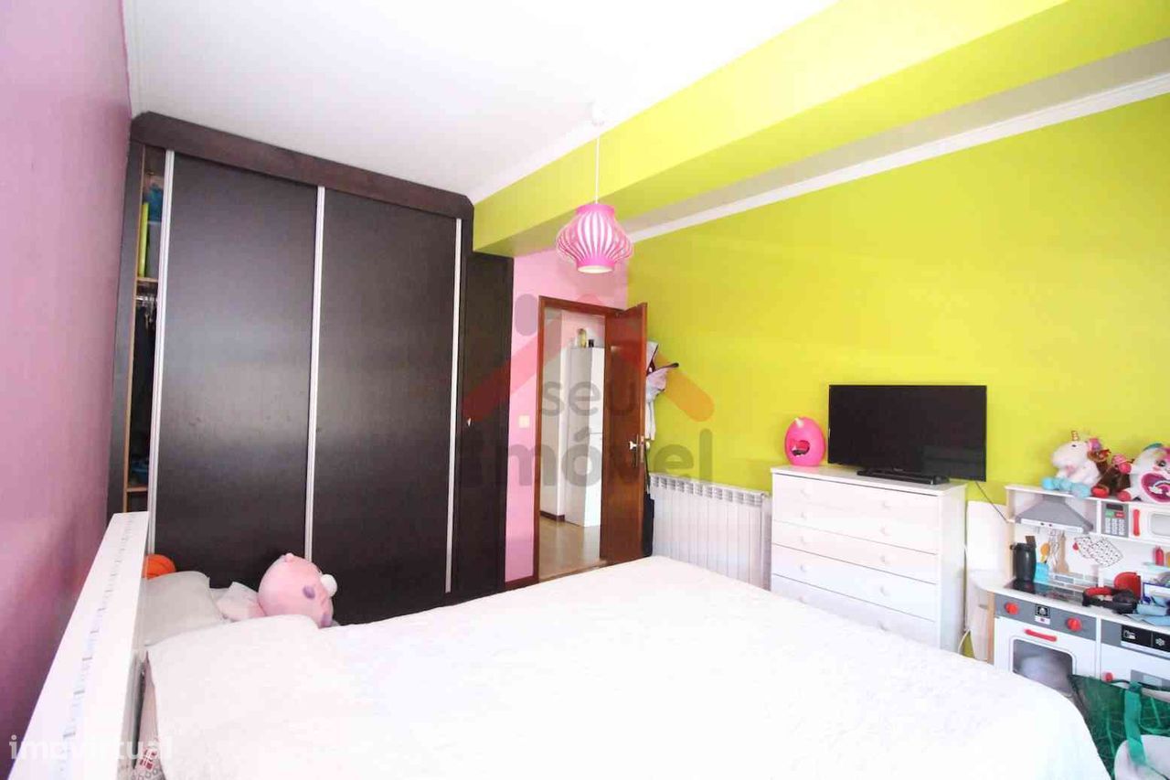 Apartamento com grande  terraço.