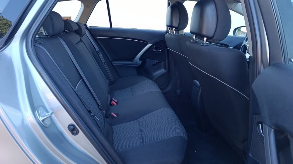 Toyota Avensis SW 2.0d4d 2013