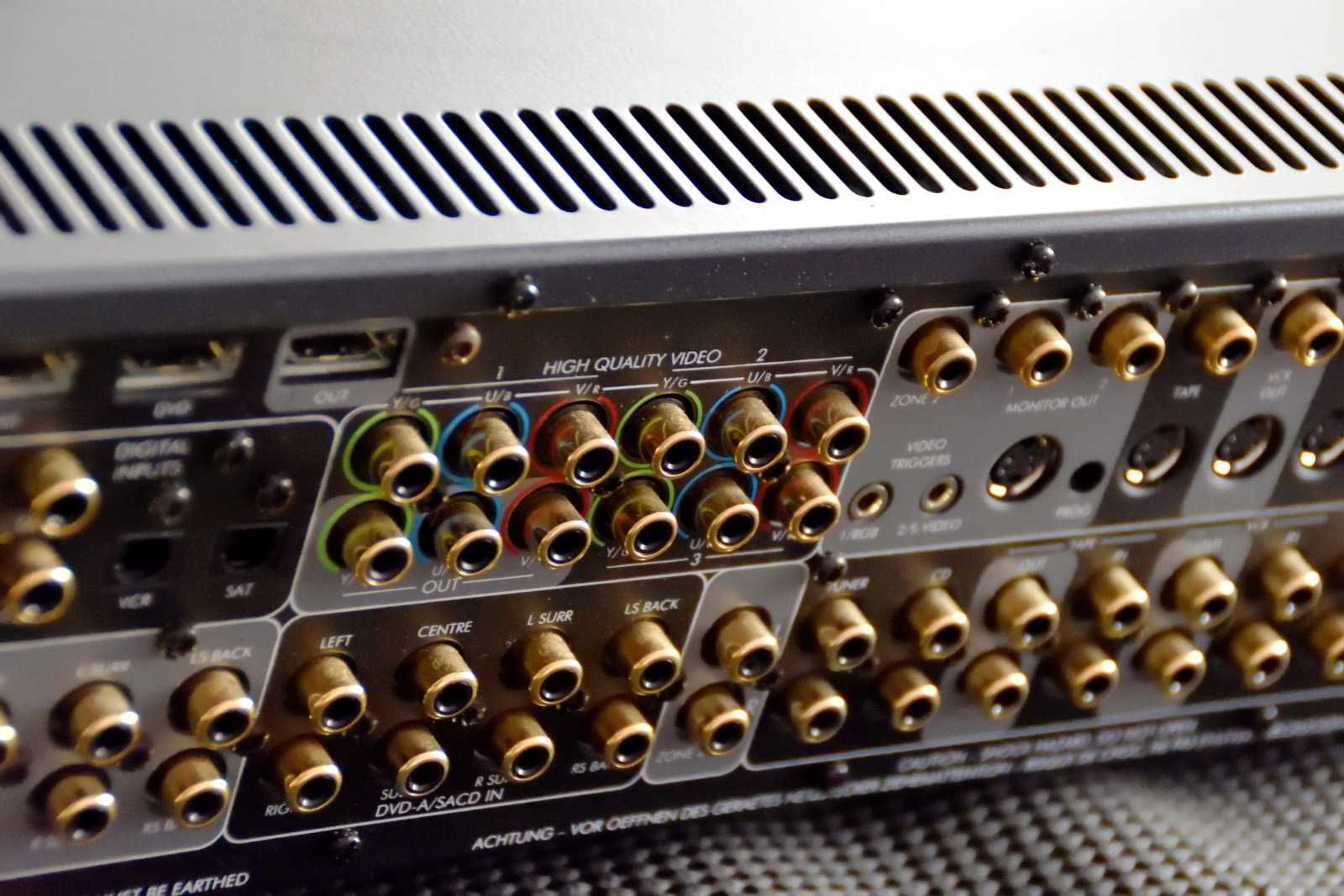 Procesor AV Przedwzmacniacz Arcam FMJ AV9 THX (z wej. gramofonowym)