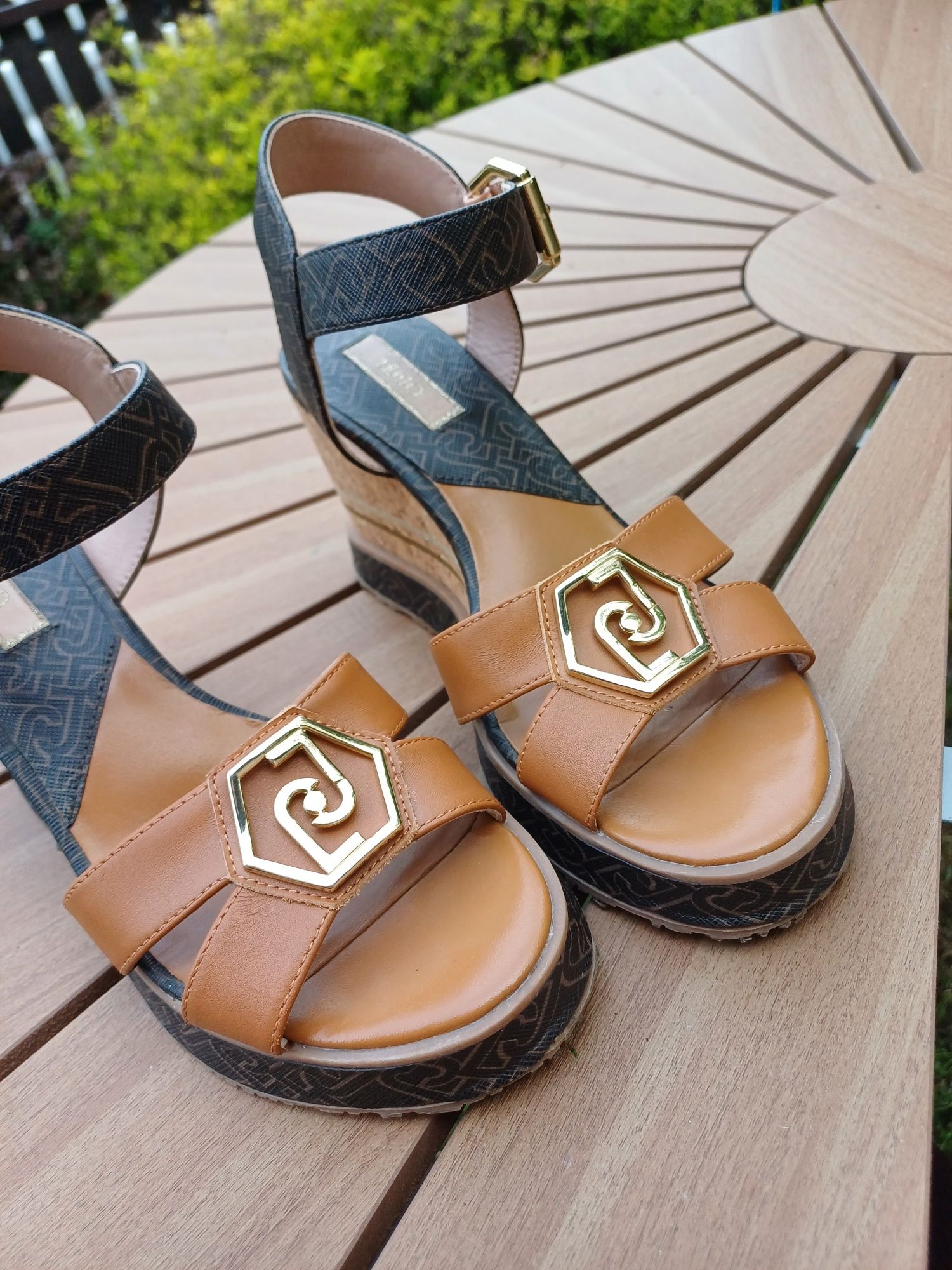 Buty na koturnie liu jo