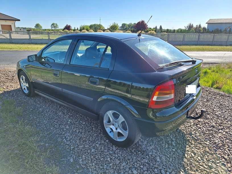 Opel Astra G 2004 rok HB5 1.4 benzyna klima