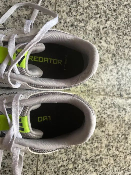 Ténis Adidas Predator 33