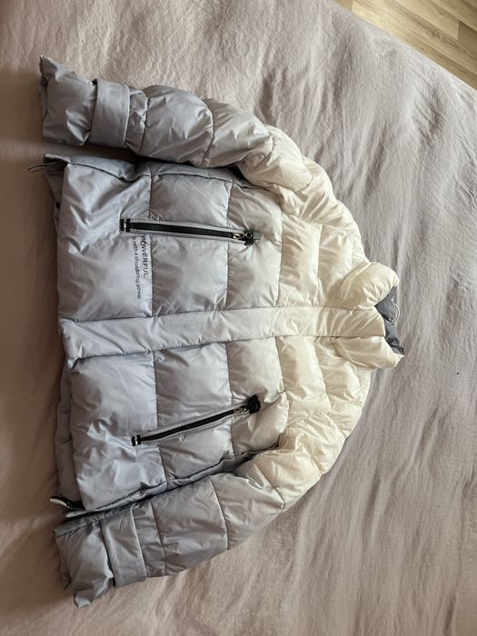 Жіноча зимова куртка