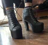Buty LITA Jeffrey Campbell z ćwiekami słupki