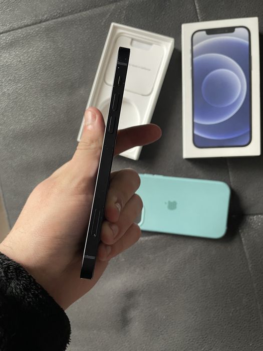 iPhone 12 64 GB комплект