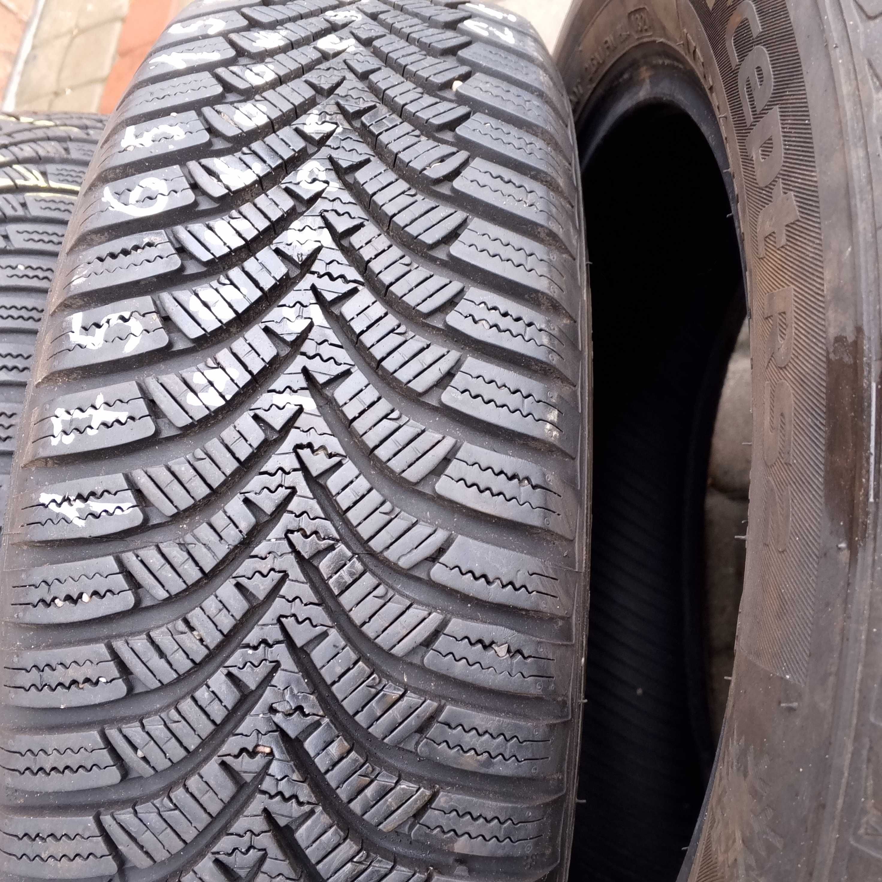 opony 4szt.175/65/15 Hankook  2021 rok