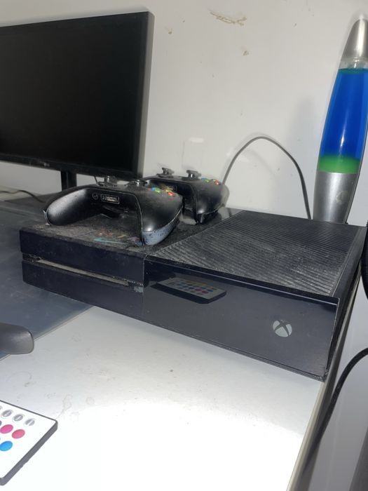 Xbox one avariada (50€ reparacao)