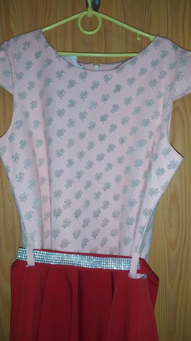 Нарядное платье для девочки 10-14 лет