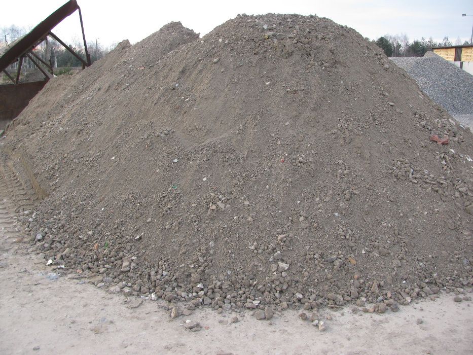gruz budowlany betonowo ceglany ceglany