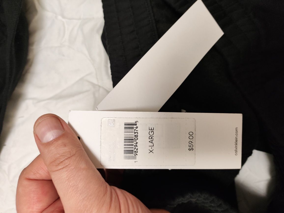костюм Calvin Klein