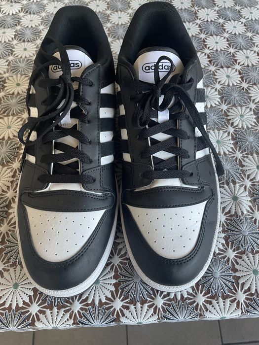 Кросівки Adidas нові